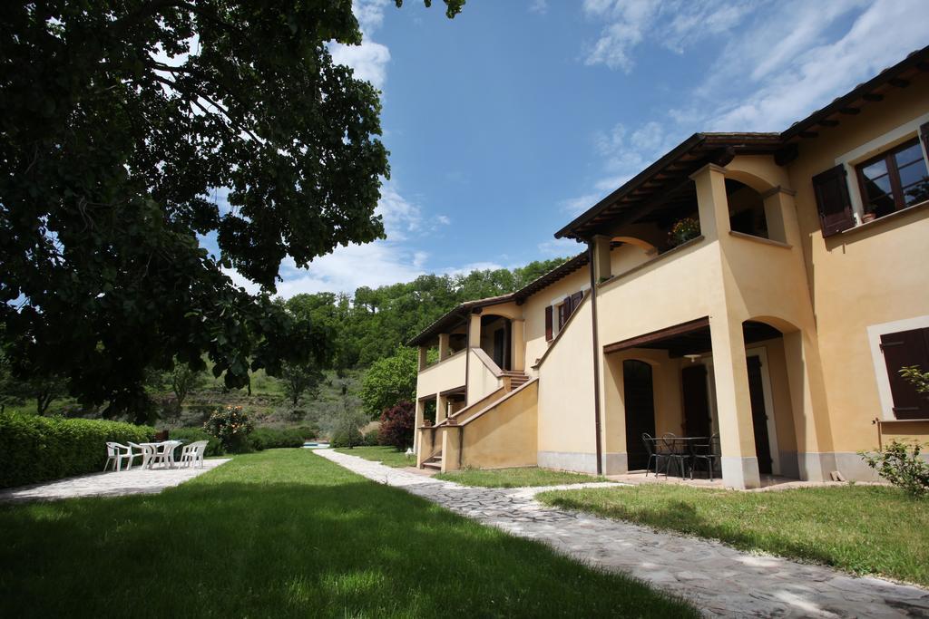 Agriturismo Castagna Alta Valfabbrica Екстериор снимка